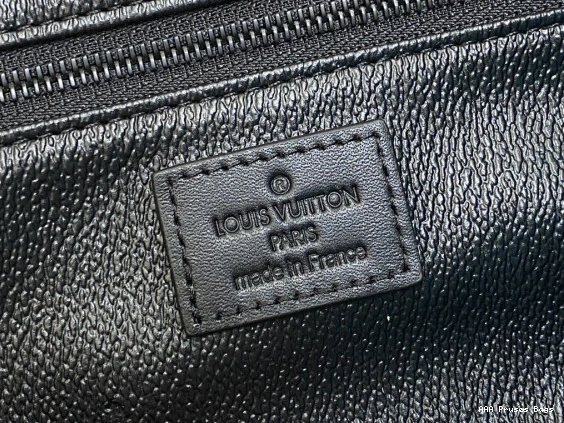 AAA Pruses Bags VUITTON DOPP TOILET LOUIS KIT POUCH-28*15*16.5cm 0718
